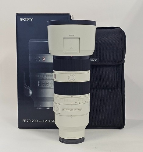 Sony 200mm 8 gm - f/2.8,