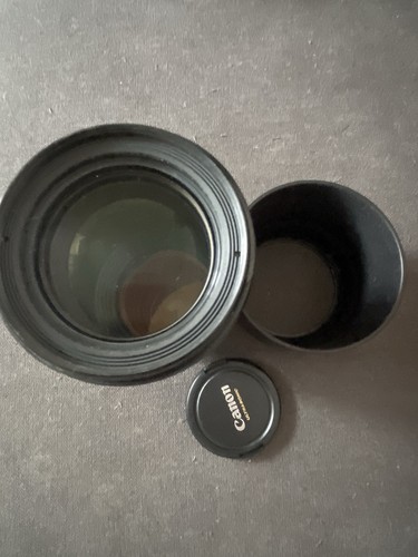 Canon 200mm l is usm - f/4,