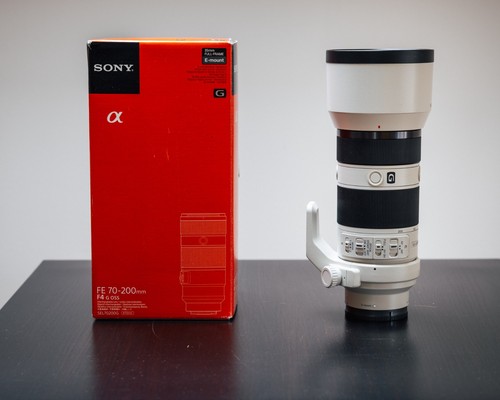 Sony 200 g oss - f4,